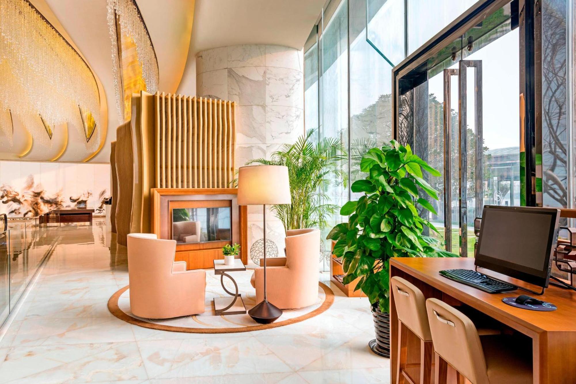 Sheraton Huzhou Taihu Lake Hot Spring Resort & Spa מראה חיצוני תמונה