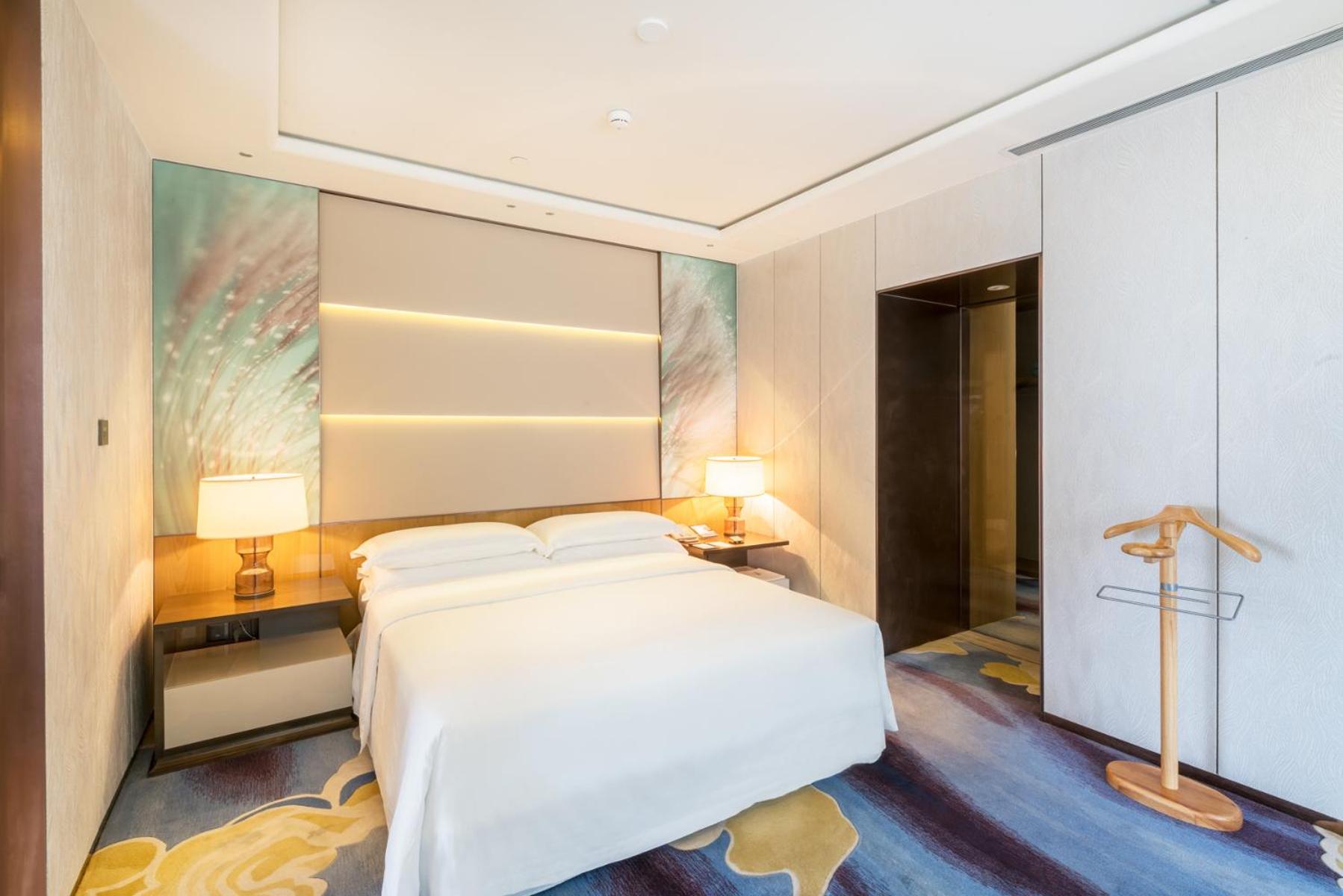 Sheraton Huzhou Taihu Lake Hot Spring Resort & Spa מראה חיצוני תמונה