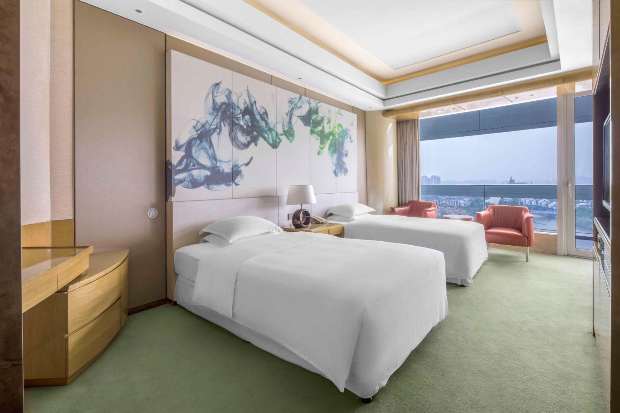Sheraton Huzhou Taihu Lake Hot Spring Resort & Spa מראה חיצוני תמונה
